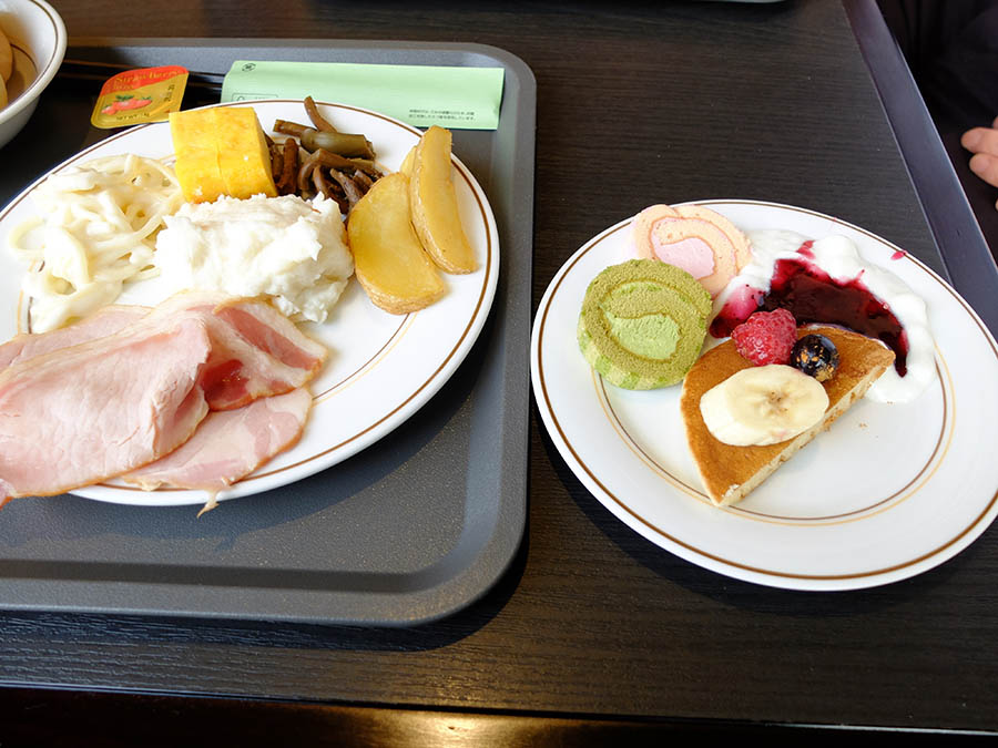 朝食ビュッフェ