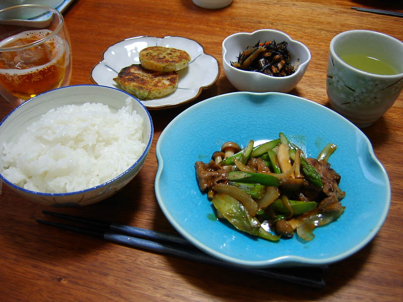 アスパラと牛肉のオイスター炒め