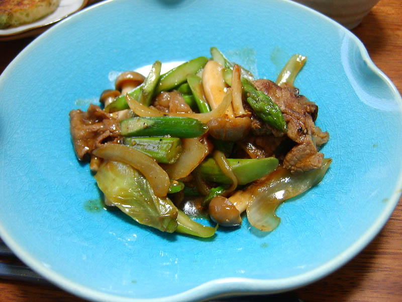 アスパラと牛肉のオイスター炒め