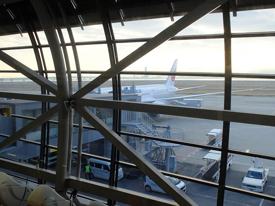 関西国際空港に着陸