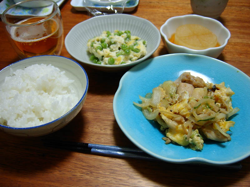 鶏肉とふんわり卵の甘辛炒め