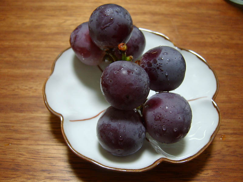 ふるさと納税返礼品の備中高原ぶどう