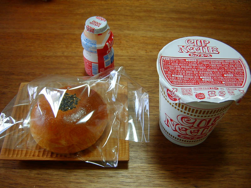 カップヌードル