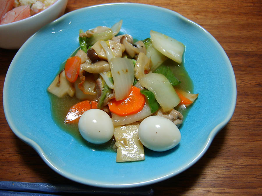 豚肉とうずら卵の入り八宝菜