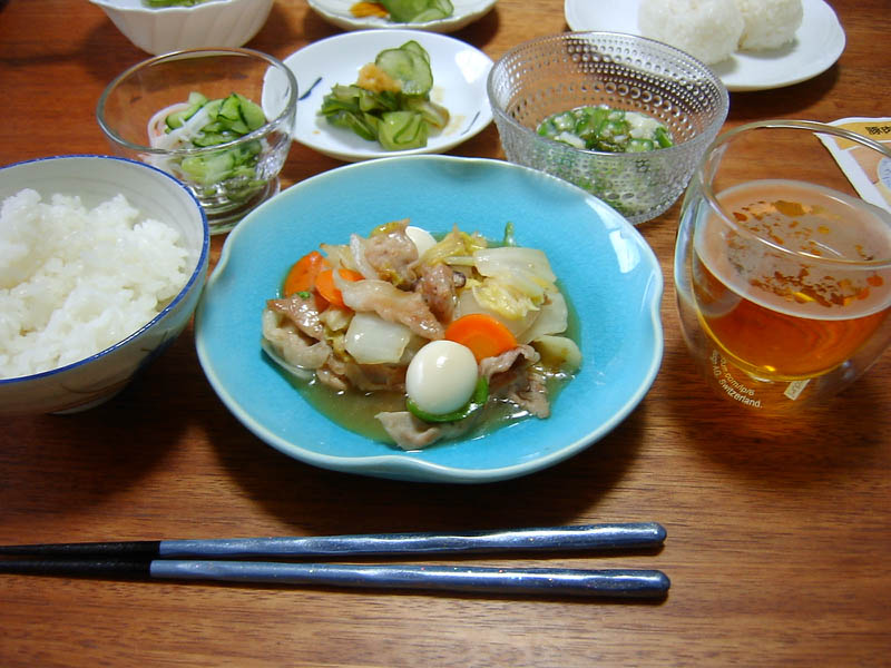 豚肉とうずら卵入り八宝菜