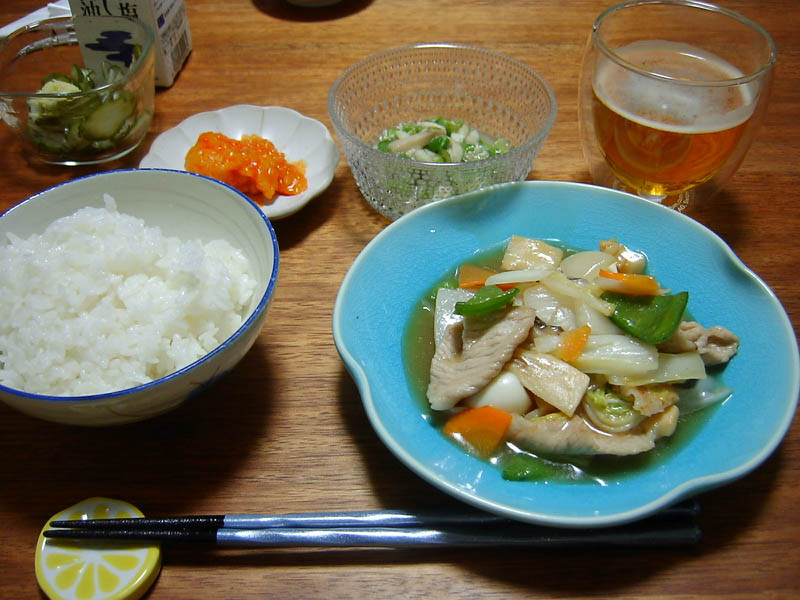 豚肉とうずら入り八宝菜