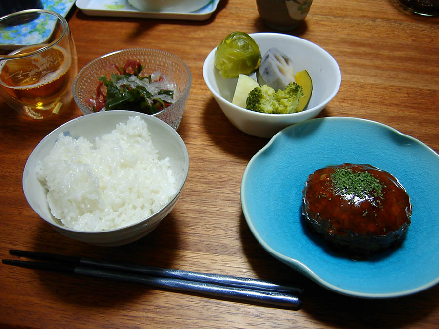 デミグラスハンバーグ