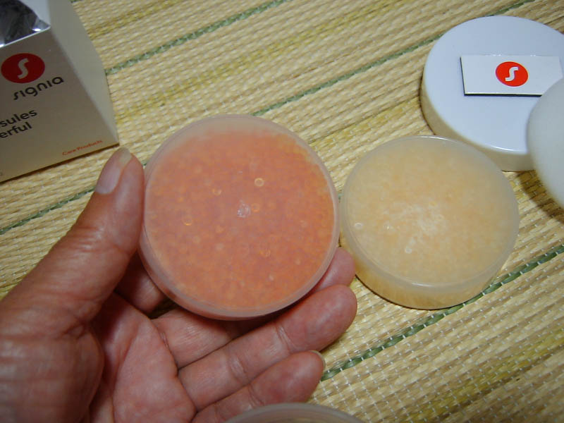 補聴器の乾燥ケースの乾燥剤交換