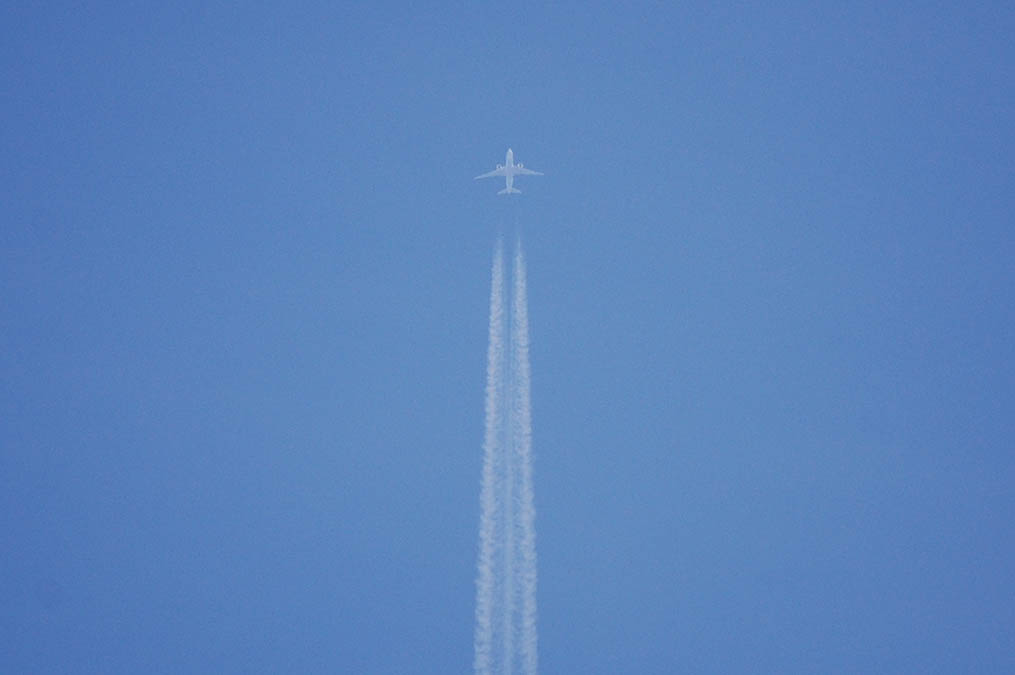 飛行機雲