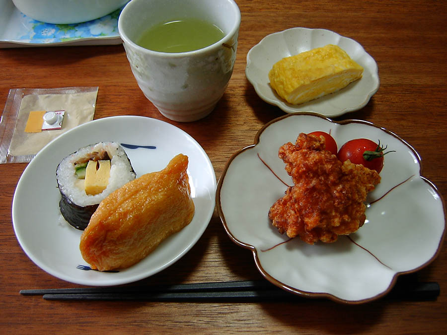唐揚げと玉子焼き