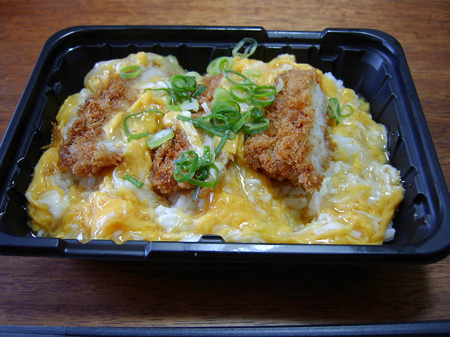 三元豚ロースカツ重