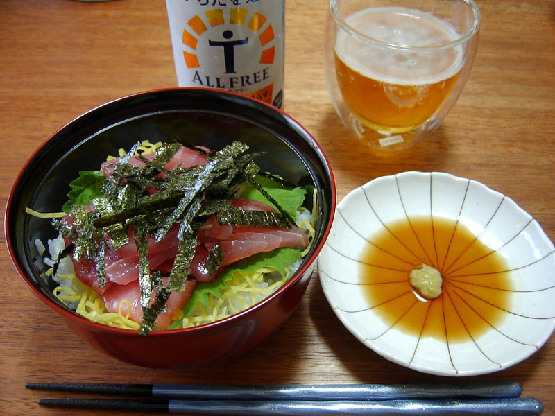 マグロ丼