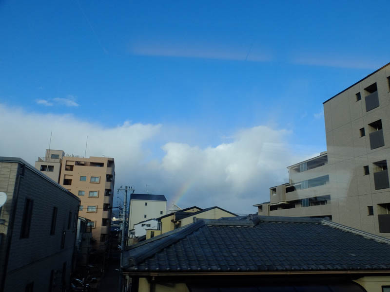 車窓から虹