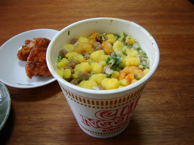 カップヌードル