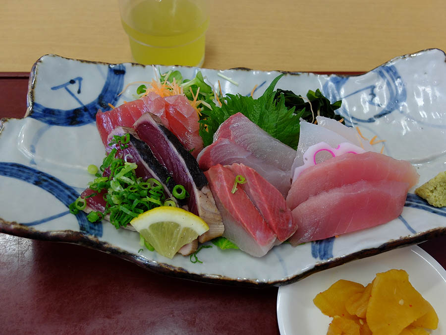 山川刺身定食
