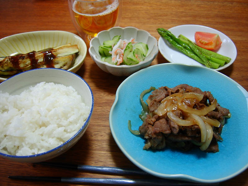 牛肉と玉ねぎの甘辛炒め