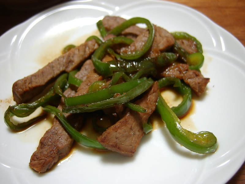 ピーマンと牛肉炒め