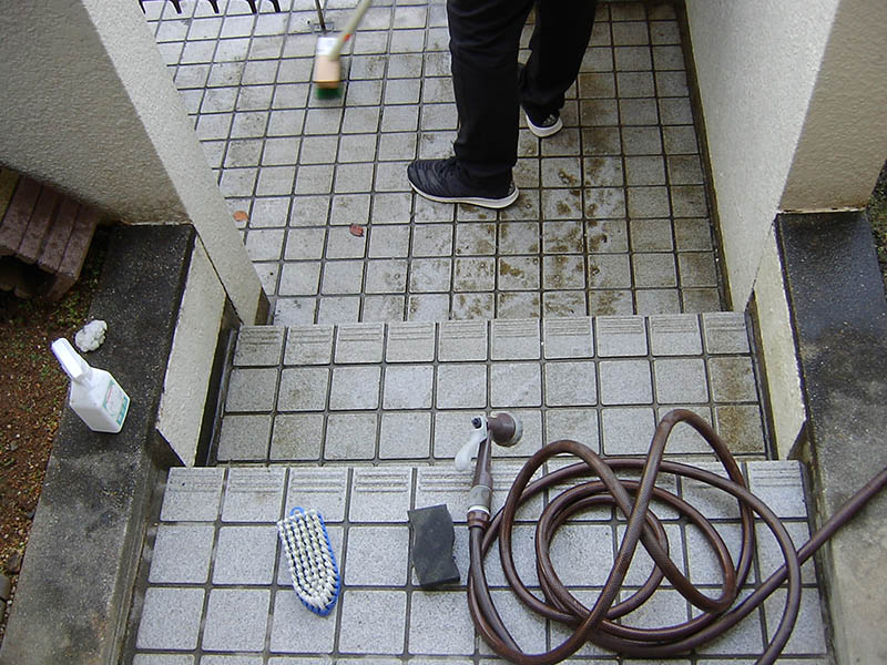 補聴器の空気電池交換