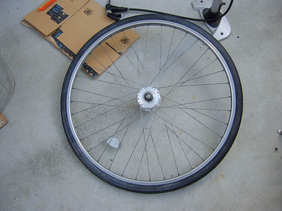 自転車の前輪のタイヤとチューブ交換