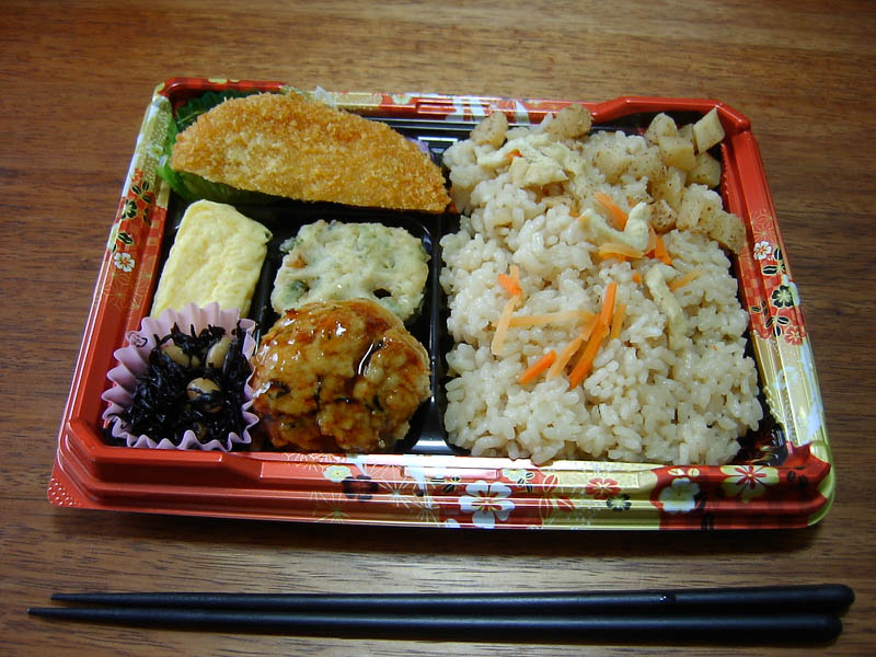 たけのこご飯弁当