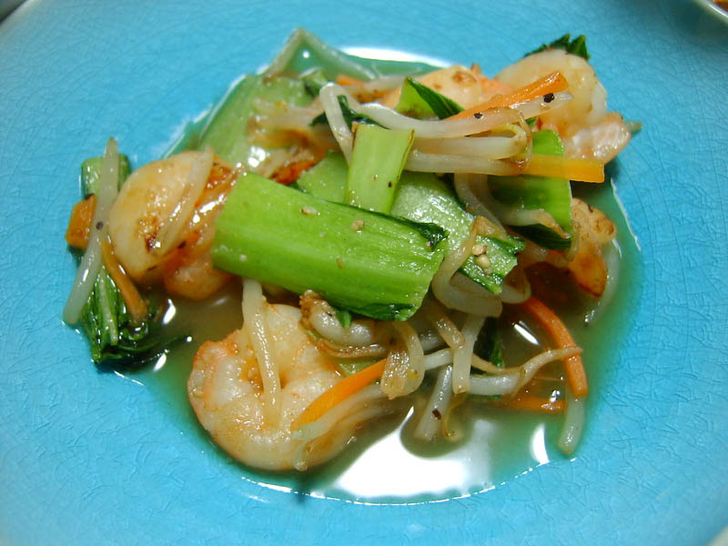 えびとチンゲン菜のうま塩炒め