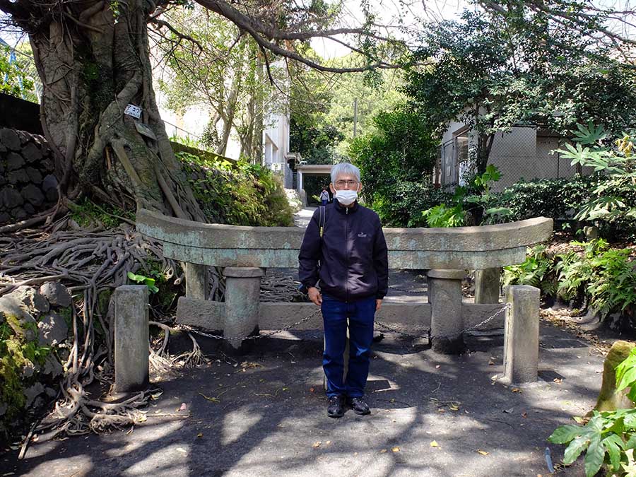 黒神埋没鳥居