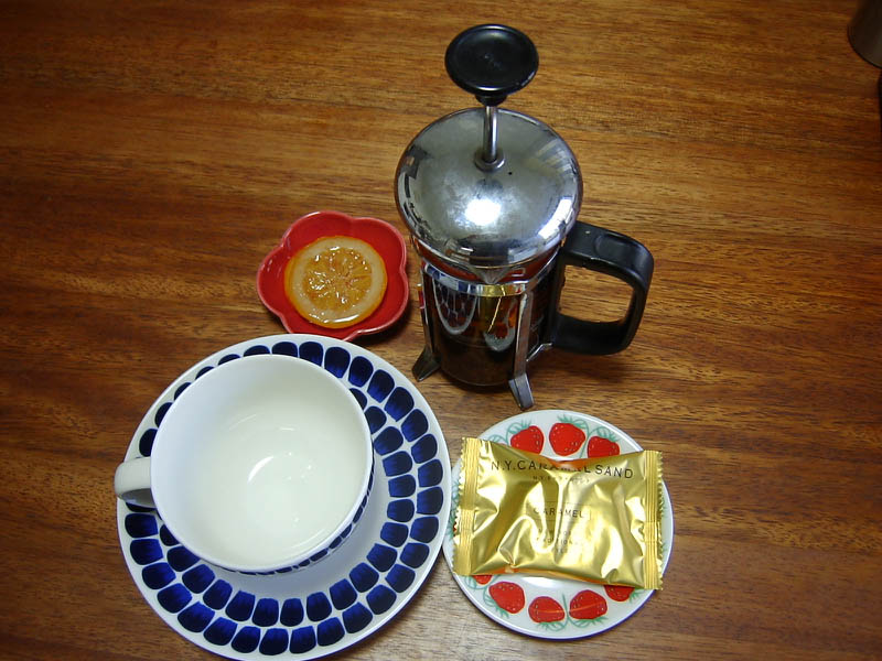 紅茶とキャラメルサンド