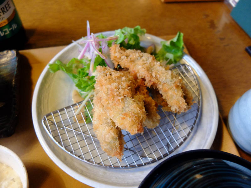 伊勢角屋麦酒でカキフライ定食