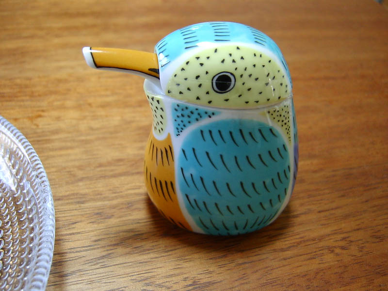 有田焼のカワセミの醤油さし