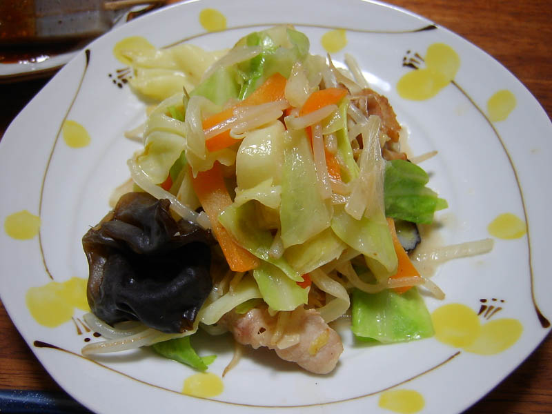 とんこつ豚野菜炒め