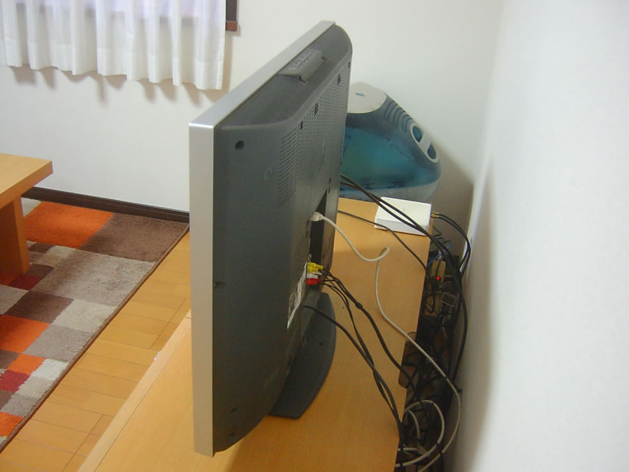 32型液晶テレビ