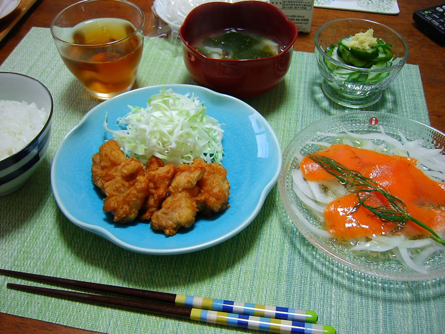 鶏肉の唐揚げと鮭のカルパッチョ