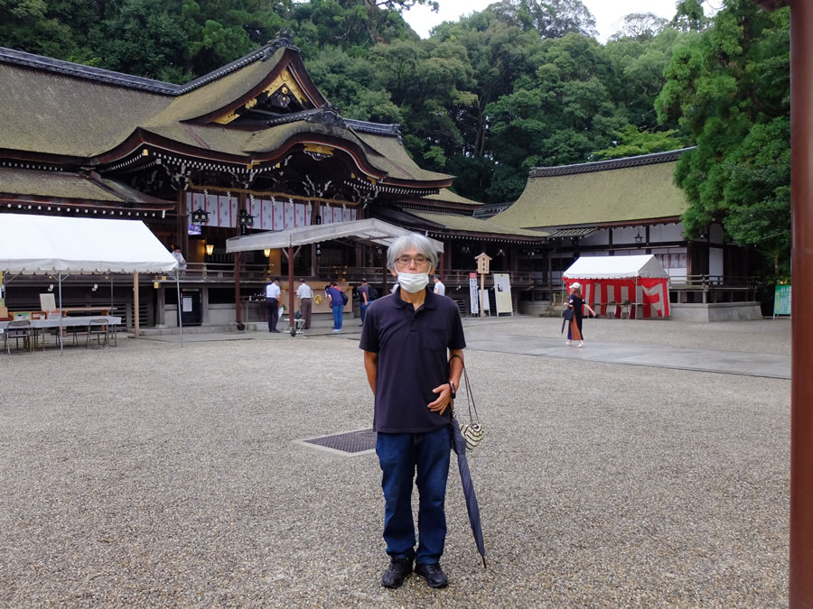 雨の中・・・大神神社朔参り