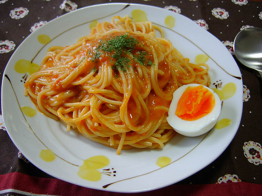紅ずわい蟹のトマトクリームパスタ