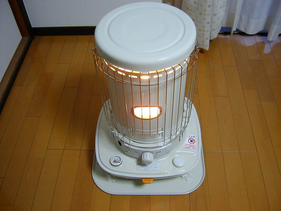 石油ストーブ